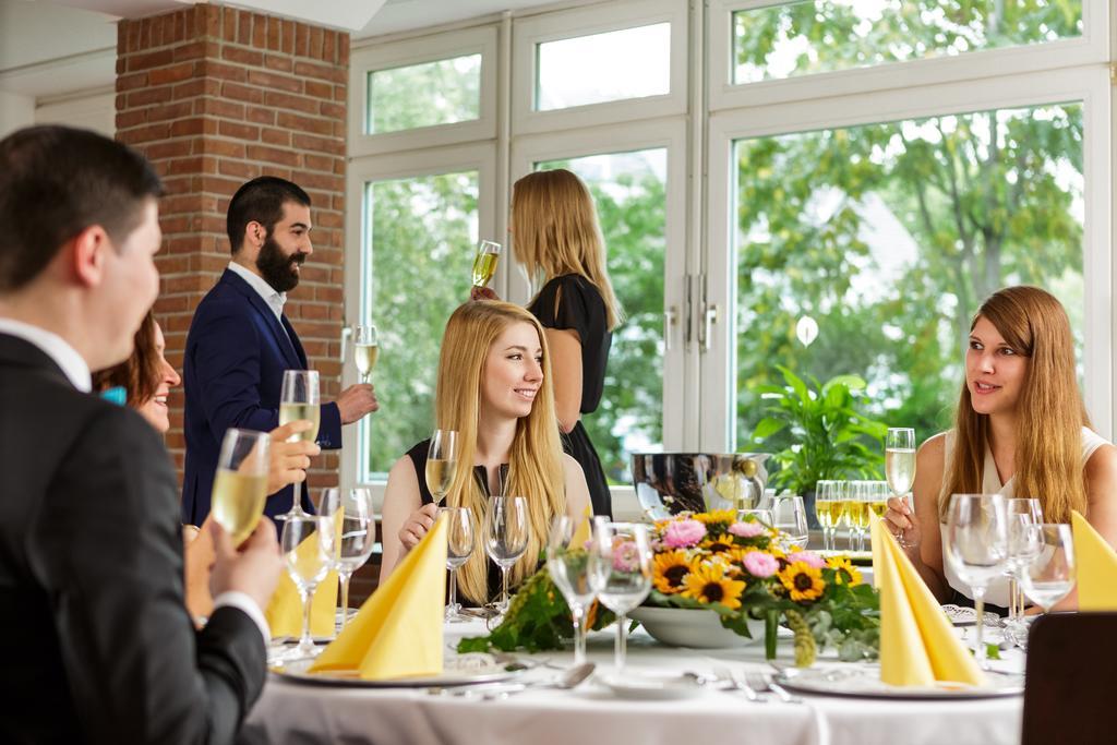 Messehotel Koeln-Deutz Dış mekan fotoğraf